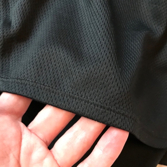 Black Under Armour shorts - Picture 5 of 7